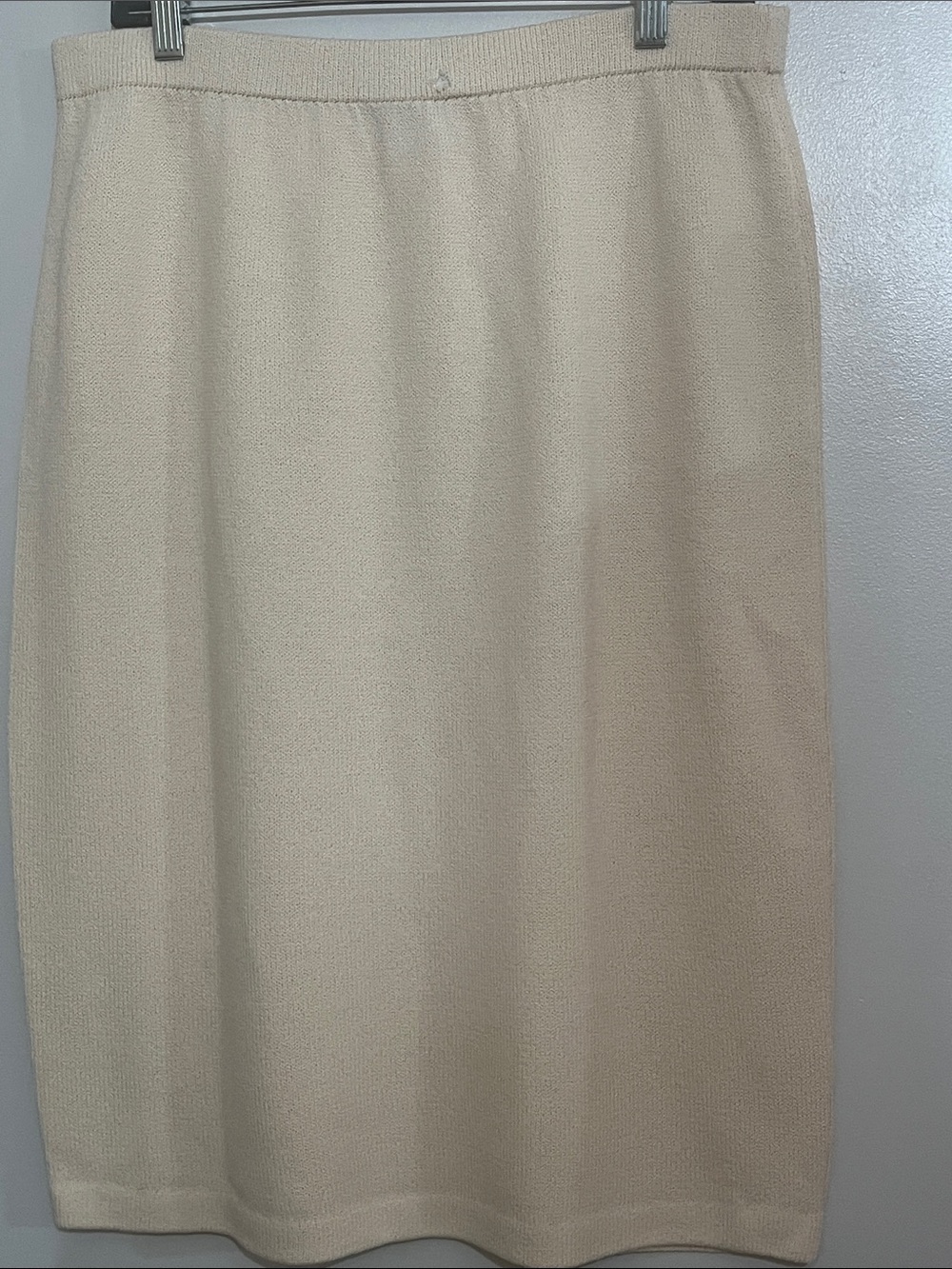 St. John Cream Textured Knit Pencil Skirt